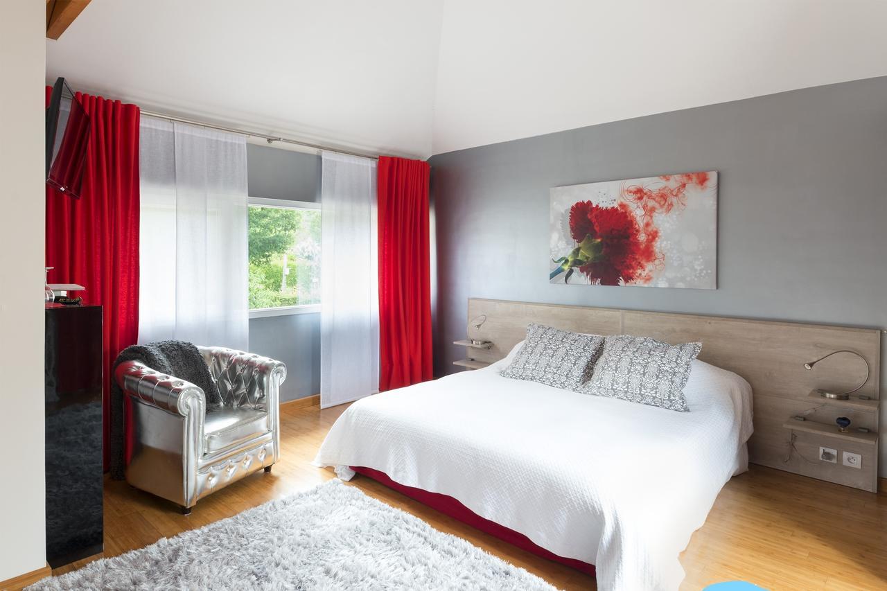 Les Deux Chenes Bed & Breakfast La Chapelle-Sur-Erdre Eksteriør bilde