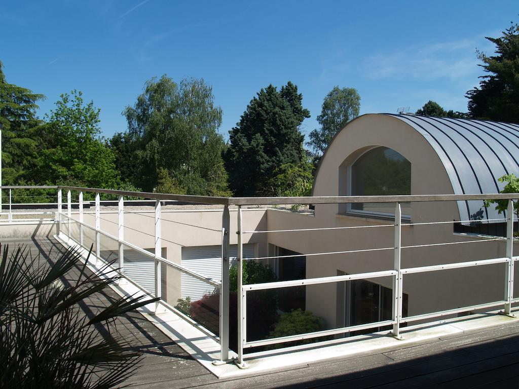 Les Deux Chenes Bed & Breakfast La Chapelle-Sur-Erdre Eksteriør bilde